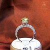 nhan-nu-kim-cuong-n1110-tu-an-moissanite