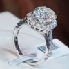nhan-nu-kim-cuong-nhan-tao-taj-n1138-tu-an-moissanite