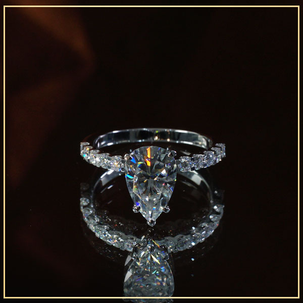 Nhẫn nữ kim cương nhân tạo Moissanite TAJ N1166 - tú an jewelry