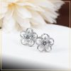 bong-tai-kim-cuong-nhan-tao-taj-bt1067-tu-an-moissanite