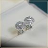 bong-tai-kim-cuong-nhan-tao-taj-bt1098-tu-an-moissanite