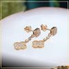 bong-tai-kim-cuong-nhan-tao-taj-bt1101-tu-an-moissanite