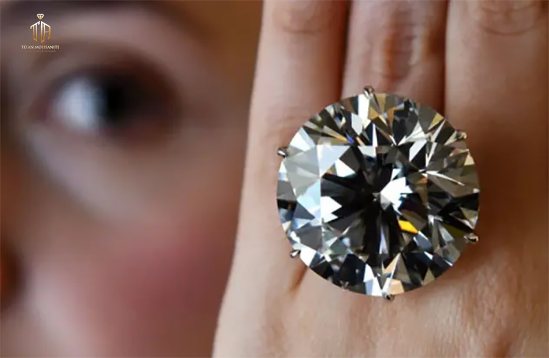 nhan-kim-cuong-nu-16-carat