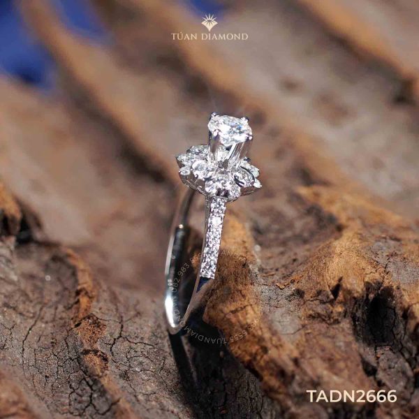 nhan-nu-moissanite-taj-n2666