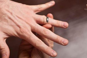 Cách Tháo Nhẫn Bị Chật Khi Tăng Cân An Toàn Mà Không Đau