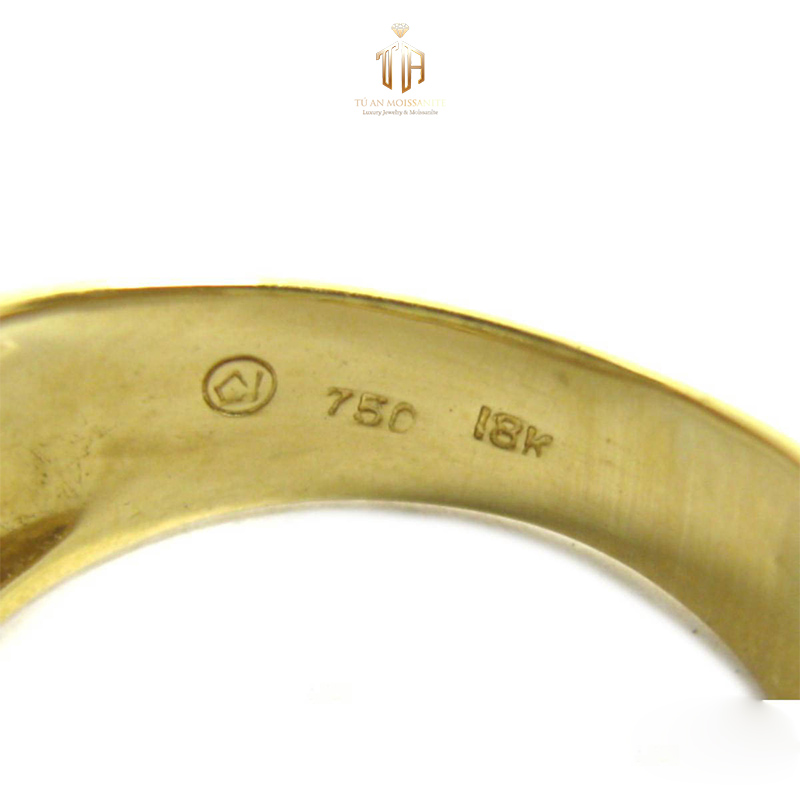dac-diem-cua-vang-750